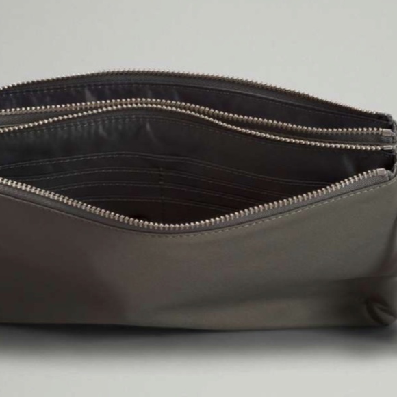 Lululemon Curved Wristlet Grey Sage - Picture 7 of 7